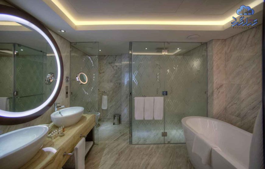 هتل کرون پلازا جمیرا (Crowne Plaza Jumeirah) دبی