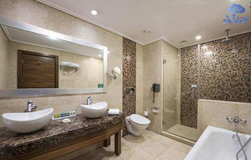 هتل هالیدی این (Holiday Inn) آنتالیا