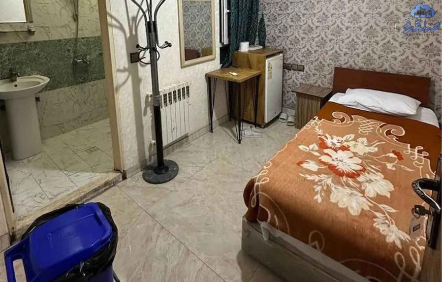 مهمانپذیر کشاورز تهران