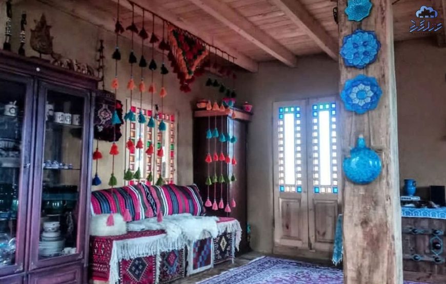 اقامتگاه بومگردی مه میان تنکابن