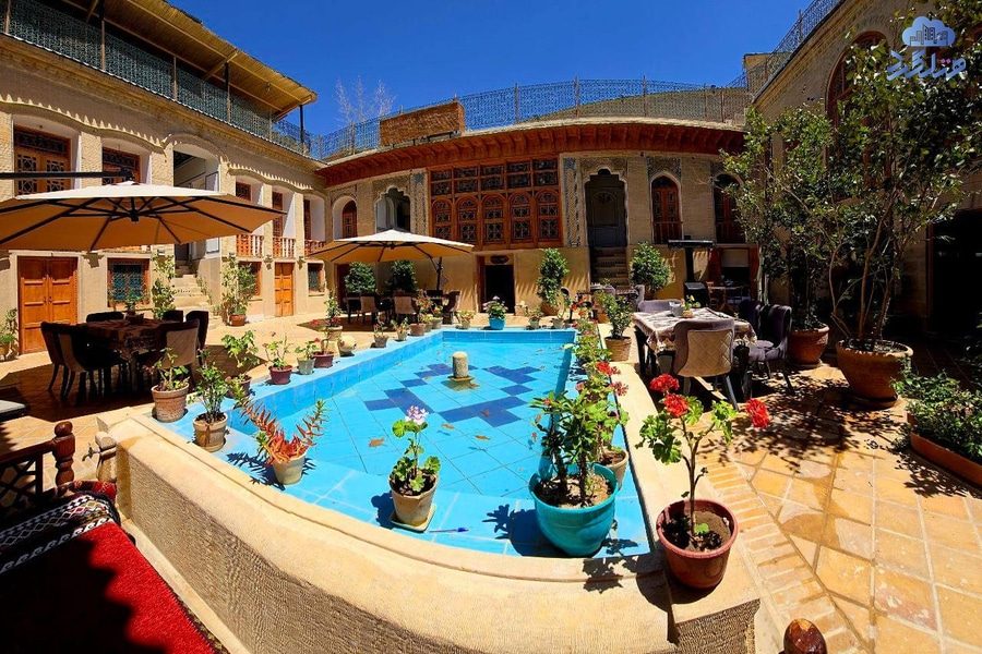 اقامتگاه سنتی عمارت جهانشاهی شیراز