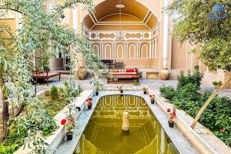 رزرو اقامتگاه بومگردی خانه سه نیک یزد