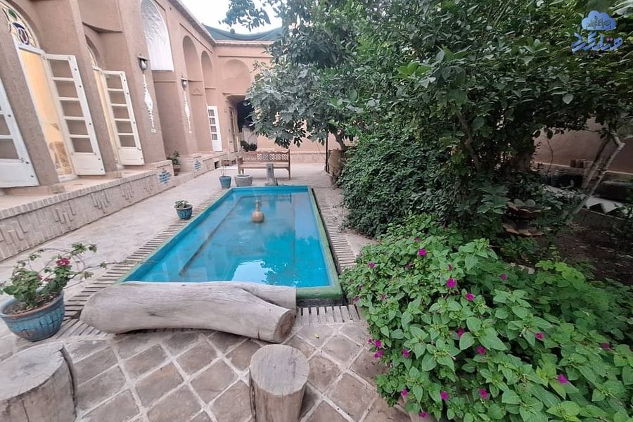 اقامتگاه بومگردی عمارت بانو یزد