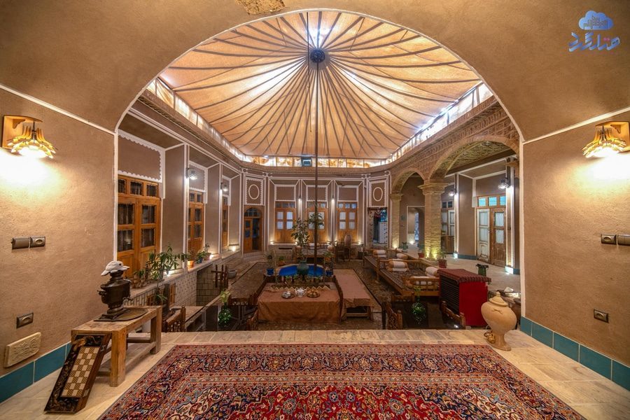 اقامتگاه بومگردی دلخش یزد