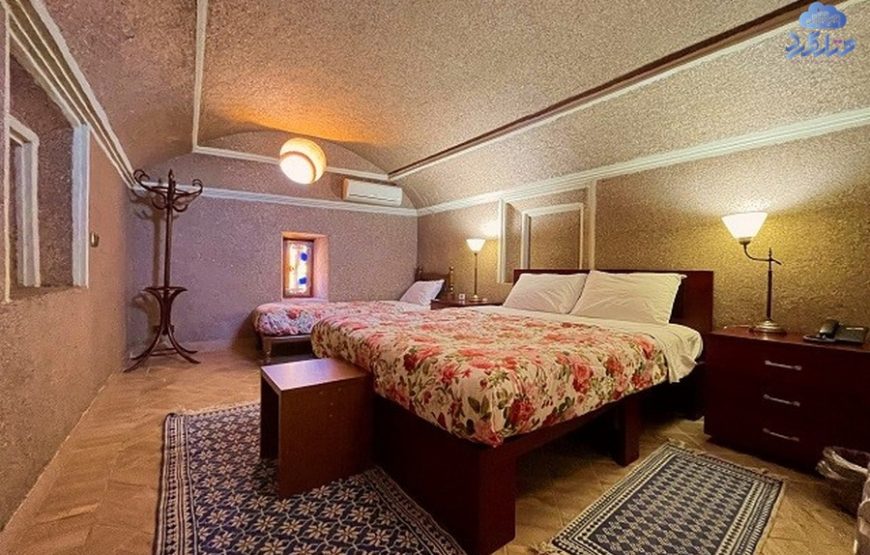 اقامتگاه بومگردی خانه سه نیک یزد