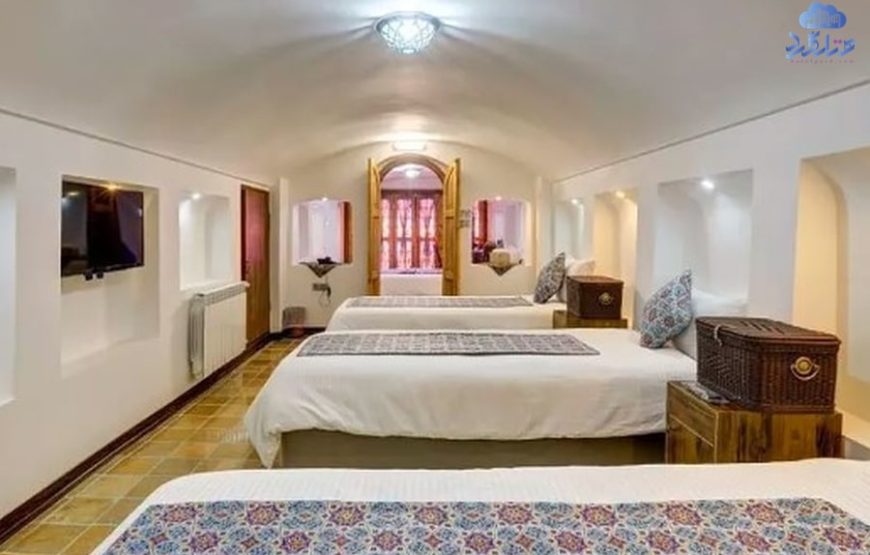 هتل بوتیک سنتی عمارت مالمیر یزد