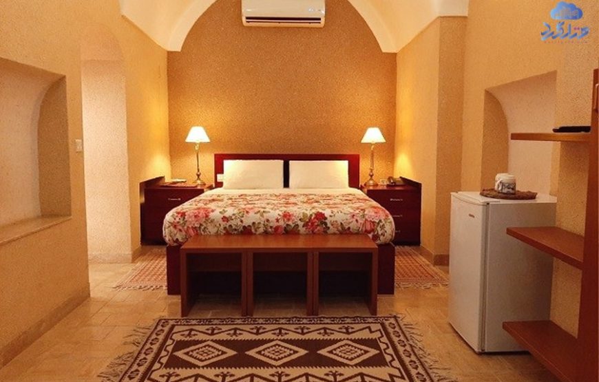 اقامتگاه بومگردی خانه سه نیک یزد