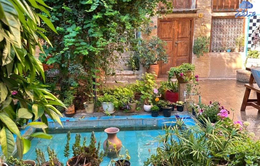 اقامتگاه بومگردی آنا شیراز
