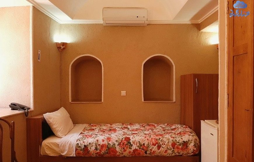 اقامتگاه بومگردی خانه سه نیک یزد