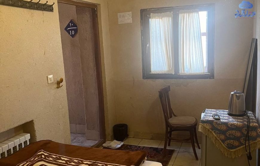 اقامتگاه سنتی علی بابا یزد