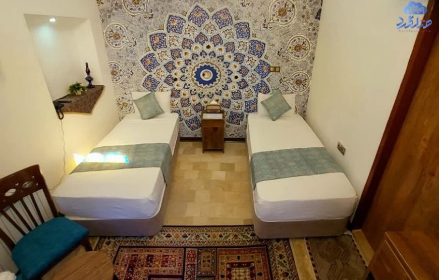 هتل بوتیک سنتی عمارت مالمیر یزد