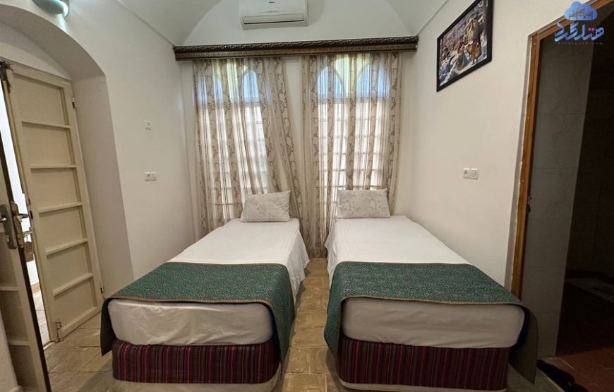 هتل سنتی کهن کاشانه یزد